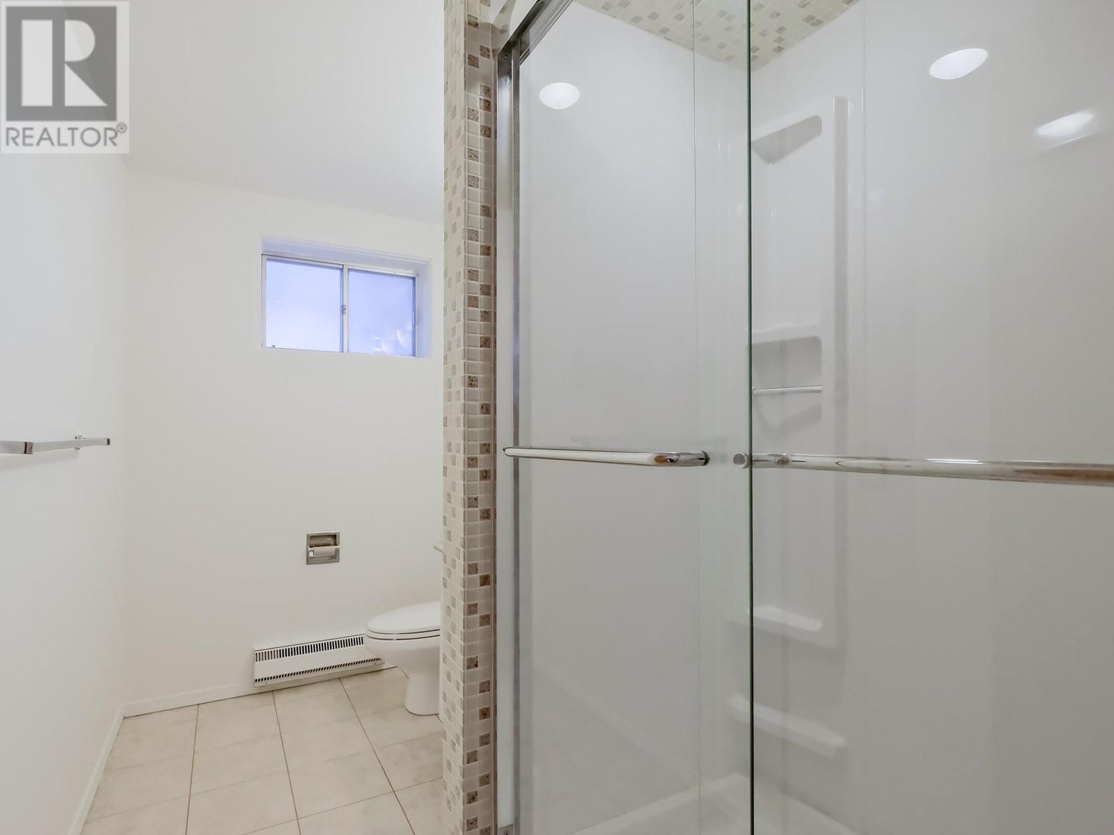 102 Derenzy Place, Penticton, BC V2A8W7