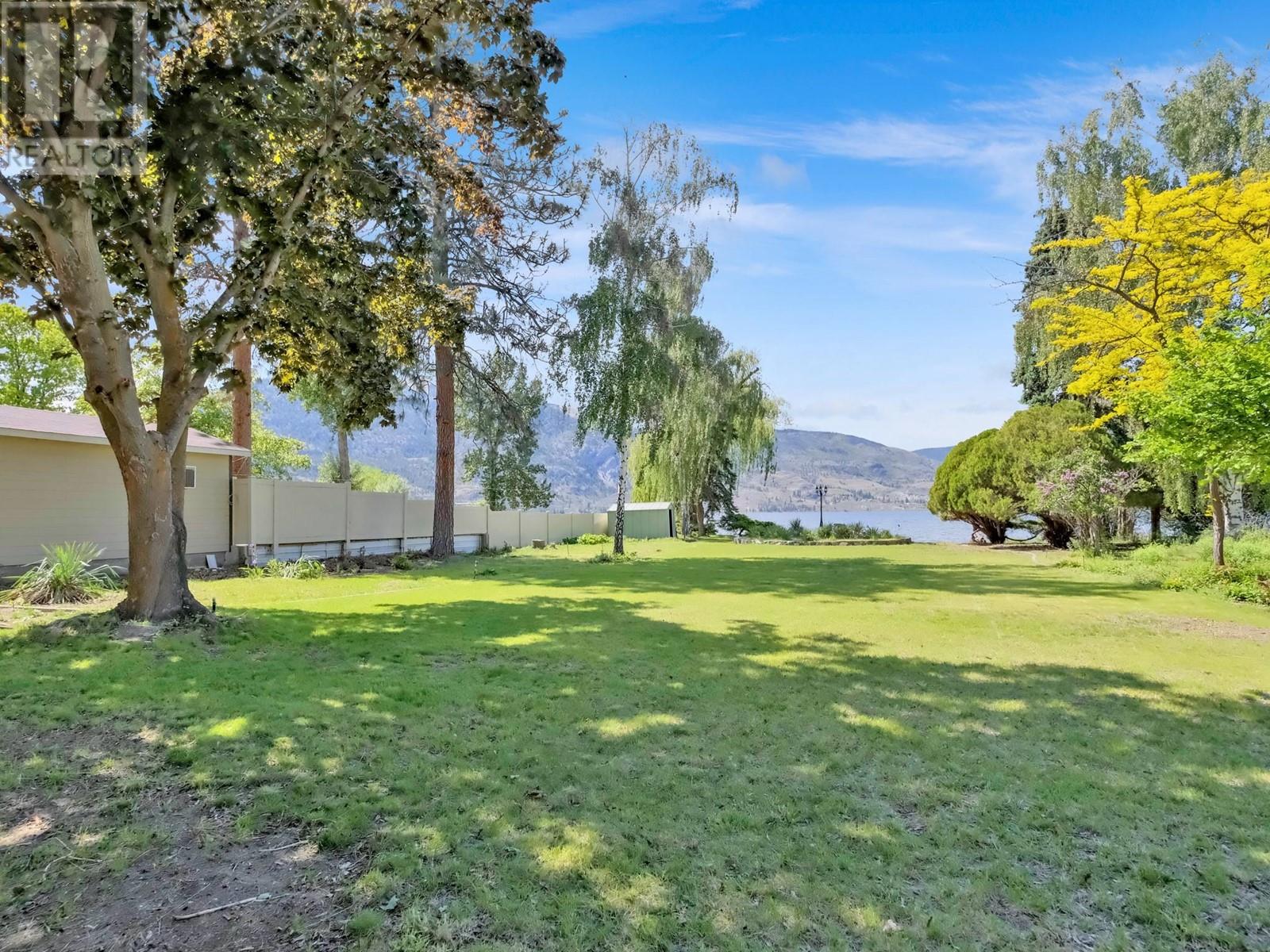 102 Derenzy Place, Penticton, BC V2A8W7