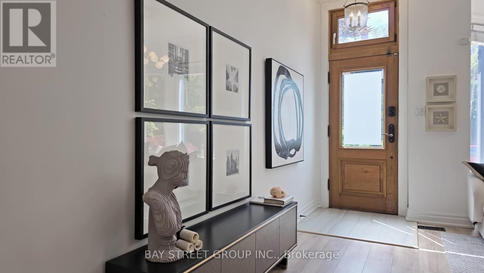 Property at 168 MACPHERSON AVENUE image 5