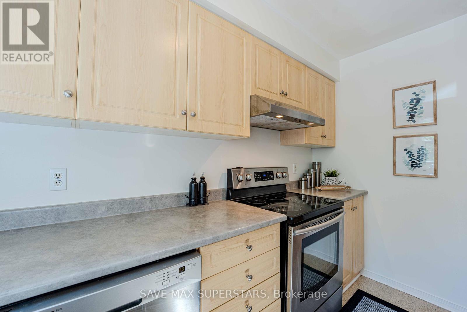 95 - 240 London Road, Guelph, Ontario  N1H 8N8 - Photo 13 - X12168605