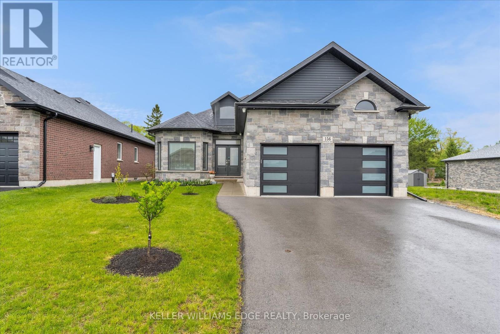 156 Hetram Court, Fort Erie, Ontario  L0S 1B0 - Photo 3 - X12168813