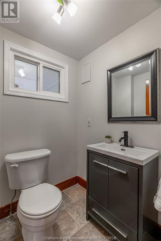 107 Wilson Avenue, Chatham, Ontario  N7L 1K9 - Photo 8 - 25007161
