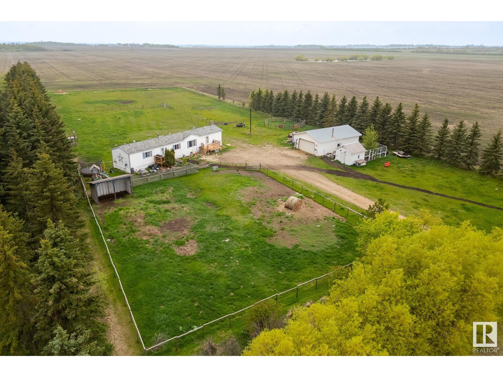55524 Rge Road 261, Rural Sturgeon County, Alberta  T8R 1P4 - Photo 28 - E4437969