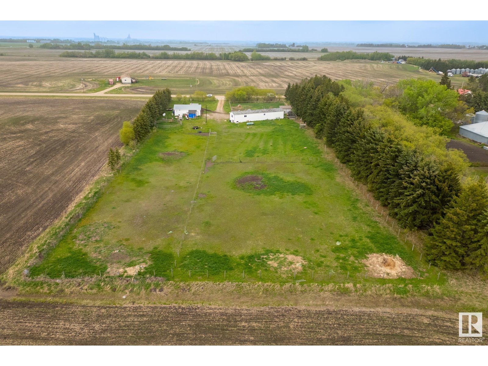 55524 Rge Road 261, Rural Sturgeon County, Alberta  T8R 1P4 - Photo 31 - E4437969