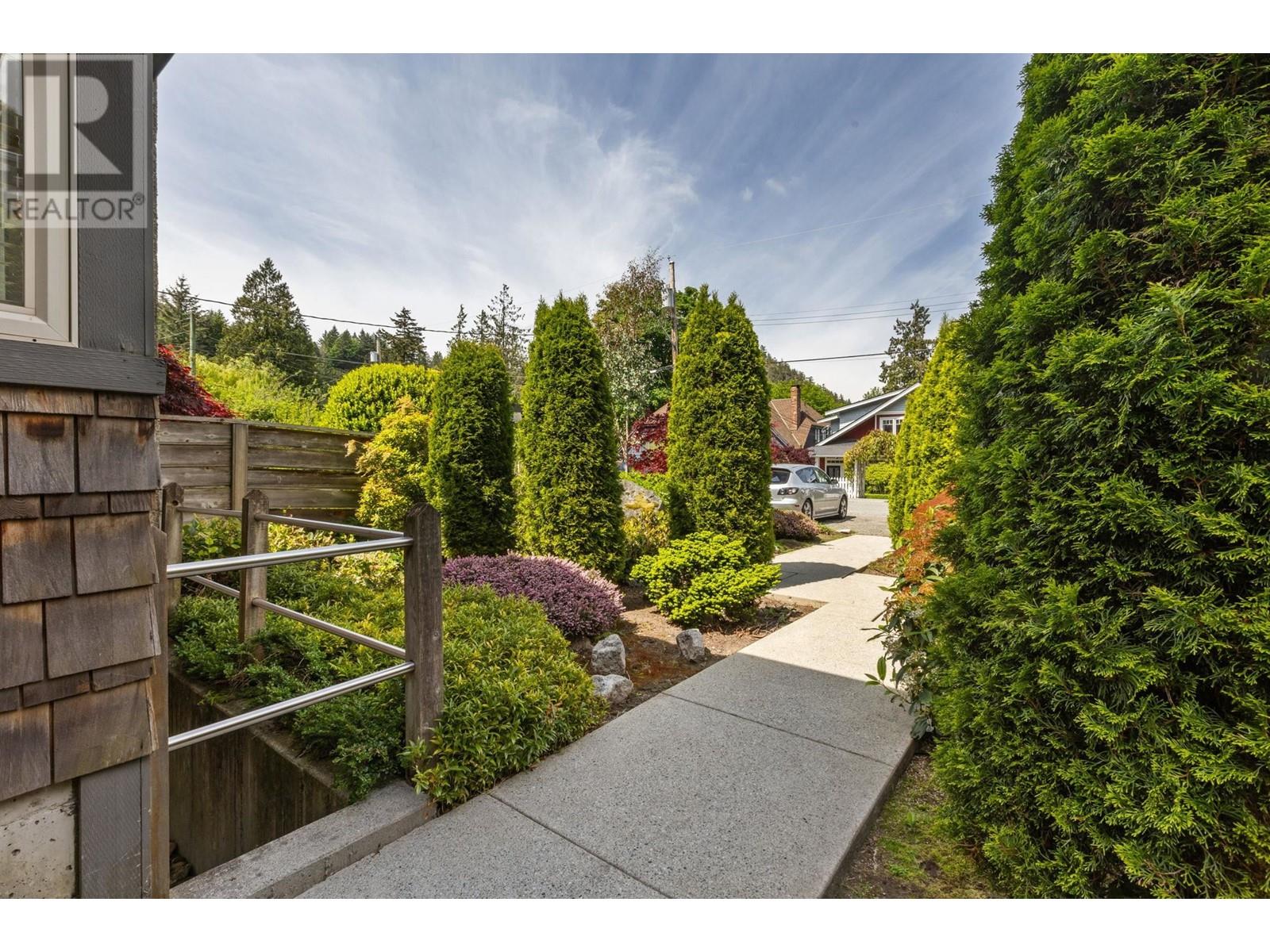 6364 Douglas Street, West Vancouver, British Columbia  V7W 2E9 - Photo 39 - R3005290