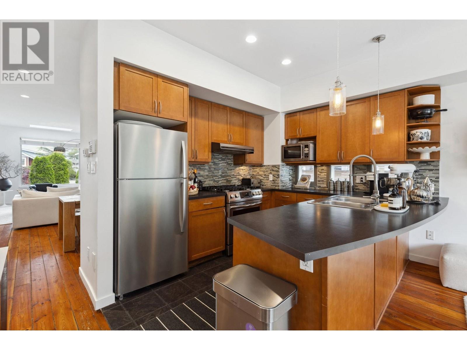 6364 Douglas Street, West Vancouver, British Columbia  V7W 2E9 - Photo 17 - R3005290