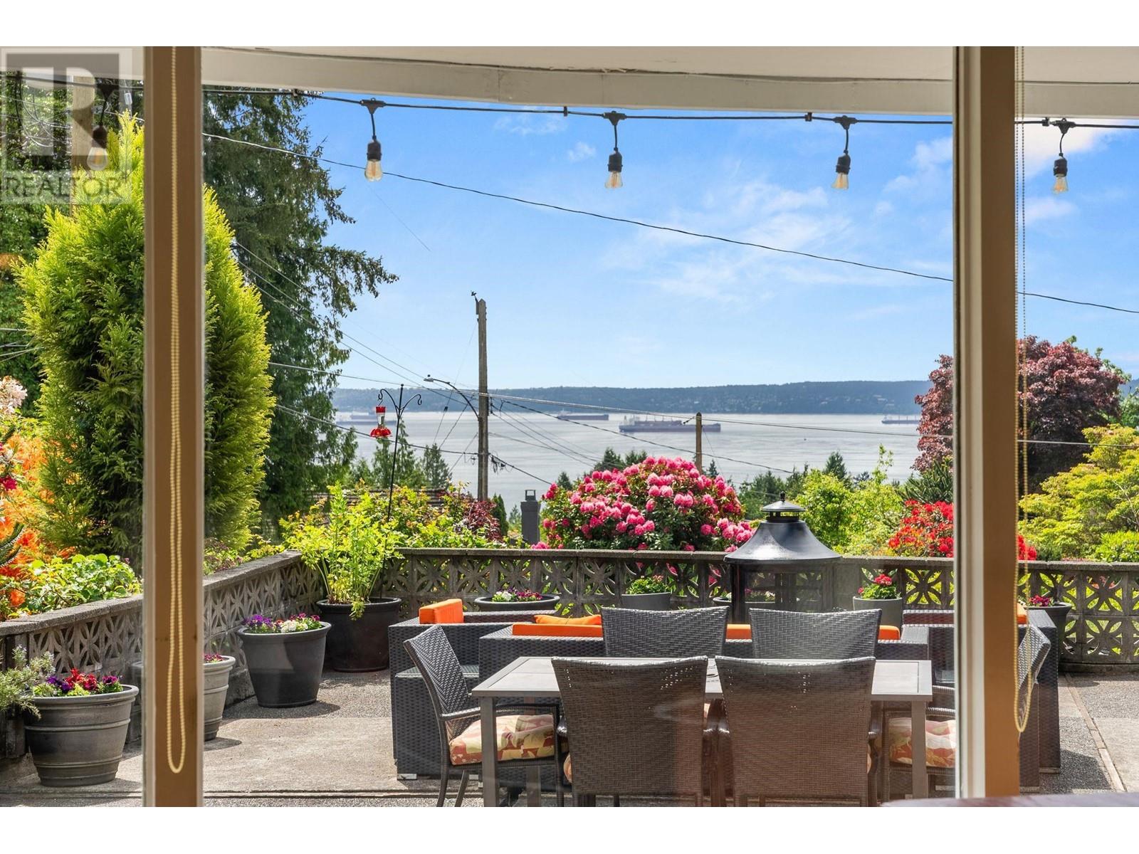 4780 ESTEVAN PLACE, West Vancouver, British Columbia