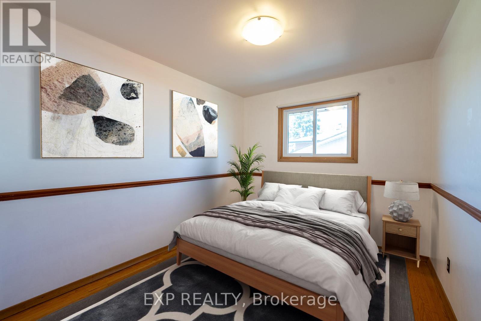 402 Kerman Avenue, Grimsby, Ontario  L3M 3X1 - Photo 25 - X12159869