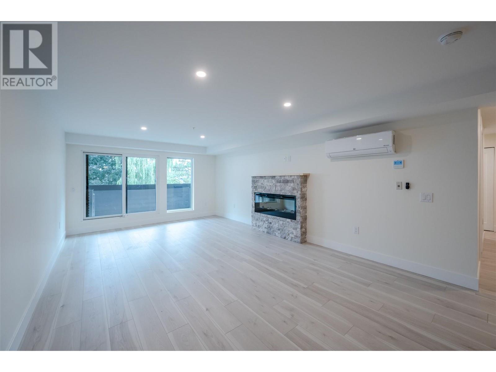 217 Elm Avenue Unit# 207, Penticton, British Columbia  V2A 3W1 - Photo 5 - 10342472