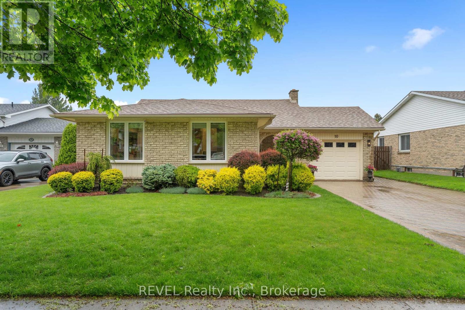 10 Belair Drive, St. Catharines, Ontario  L2N 6W5 - Photo 3 - X12168770