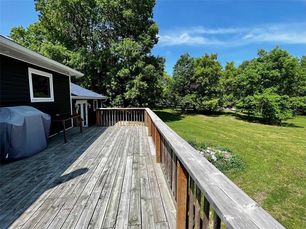60 Whitecrest Road, Lac Du Bonnet Rm, Manitoba  R0E 1A0 - Photo 7 - 202511442