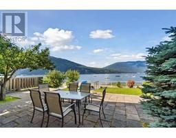 4751 75 Avenue NE, salmon arm, British Columbia