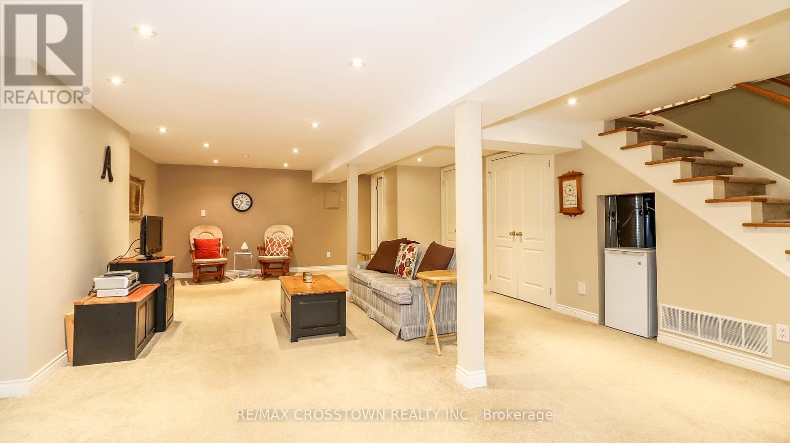 74 Devins Drive, Aurora, Ontario  L4G 2Z4 - Photo 33 - N12165680