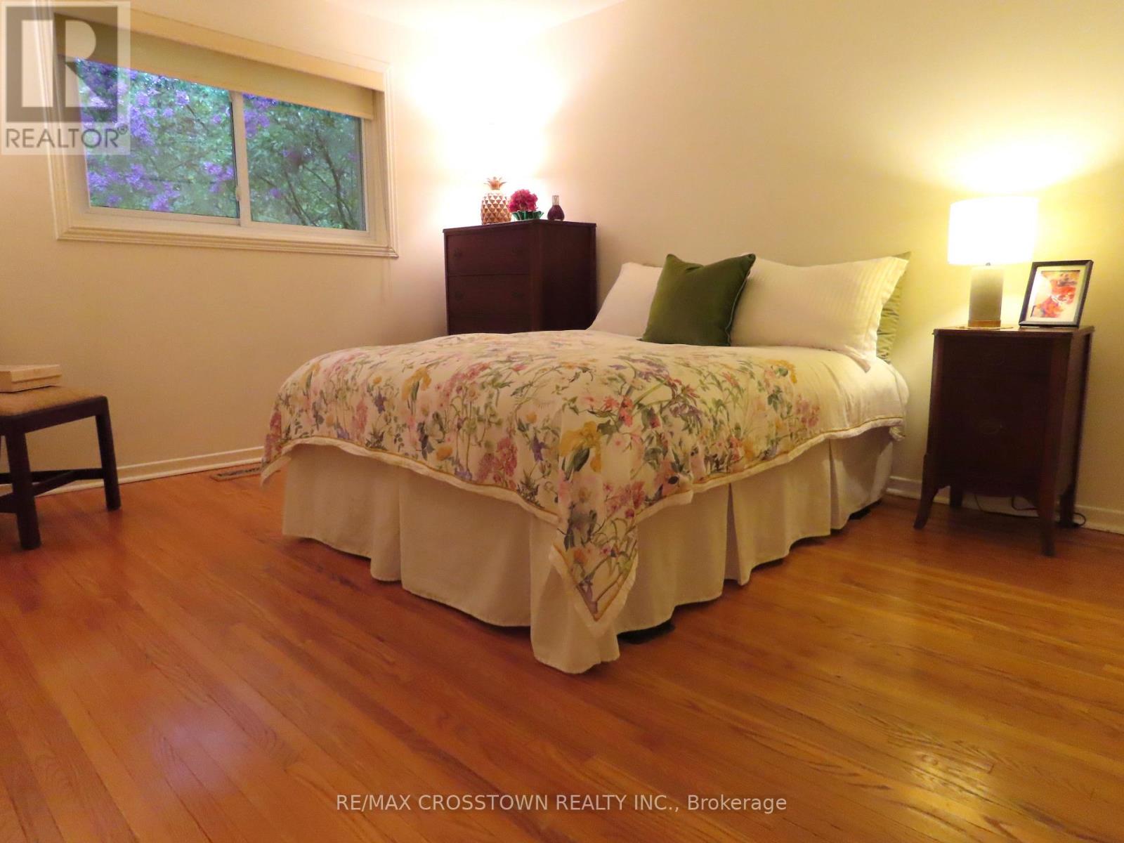 74 Devins Drive, Aurora, Ontario  L4G 2Z4 - Photo 21 - N12165680