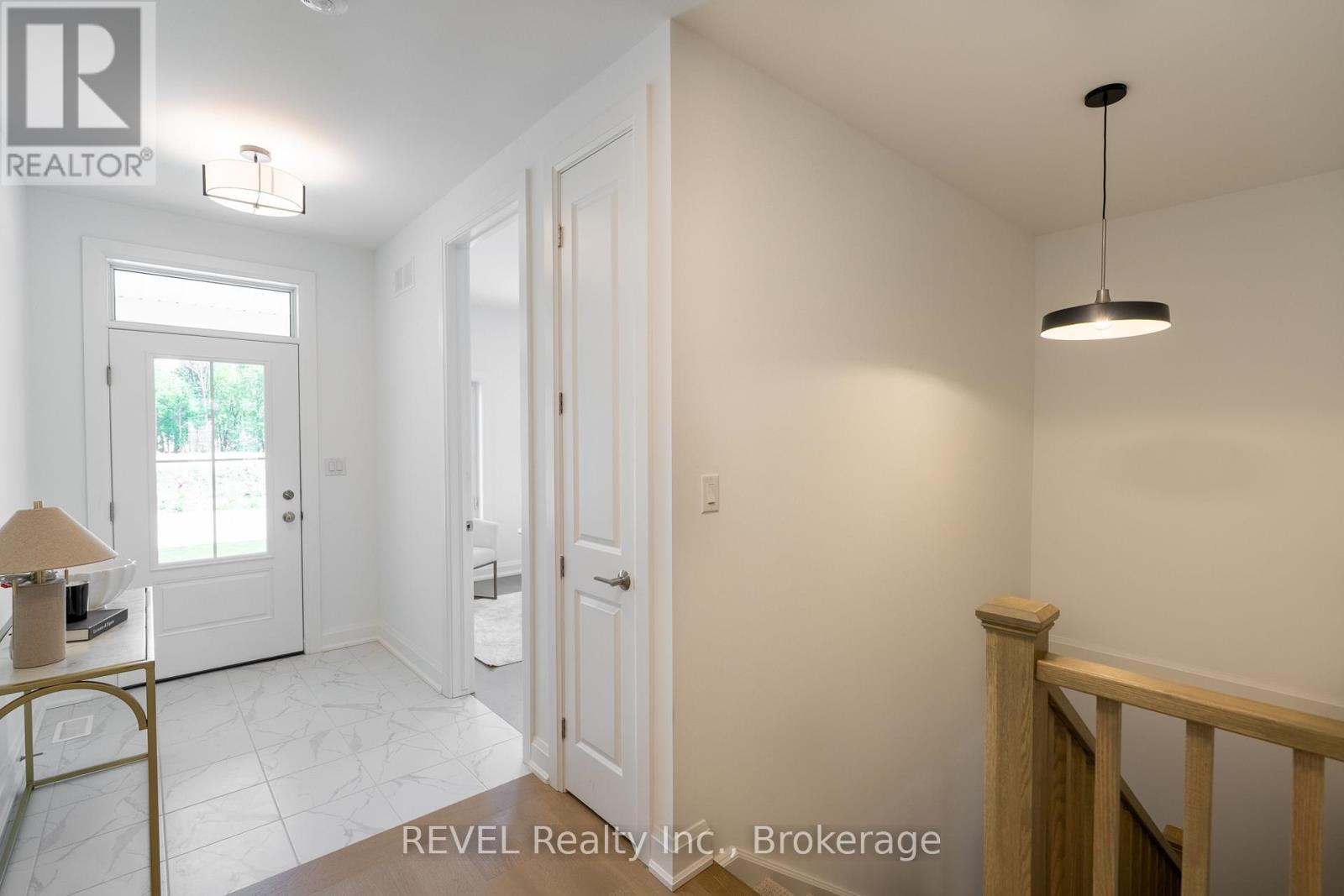 70b Seneca Drive, Fort Erie, Ontario  L2A 1C2 - Photo 9 - X12169016