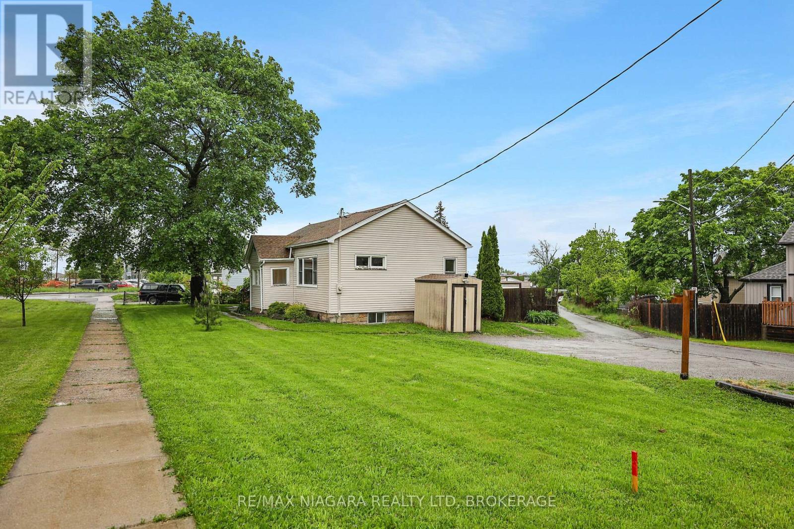 Property at 232 MERRITT STREET image 4