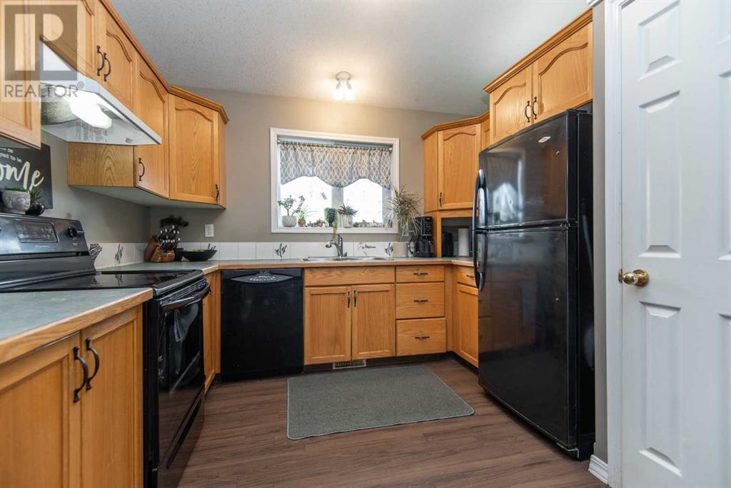 16 Harrigan Street, Sylvan Lake, Alberta  T4S 1W6 - Photo 9 - A2223484
