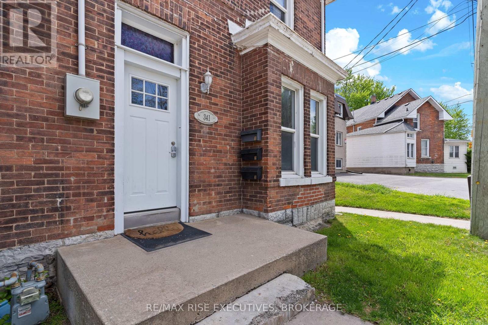 341 Division Street, Kingston, Ontario  K7K 4A2 - Photo 3 - X12168969
