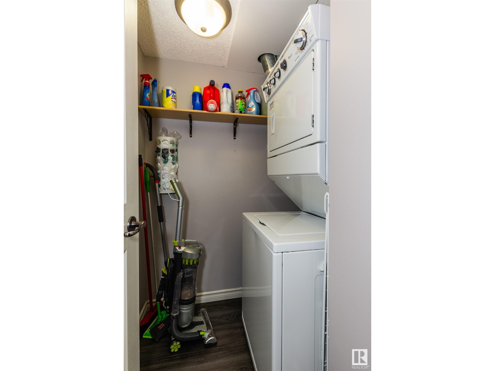 Property at #97 13825 155 AV NW image 1
