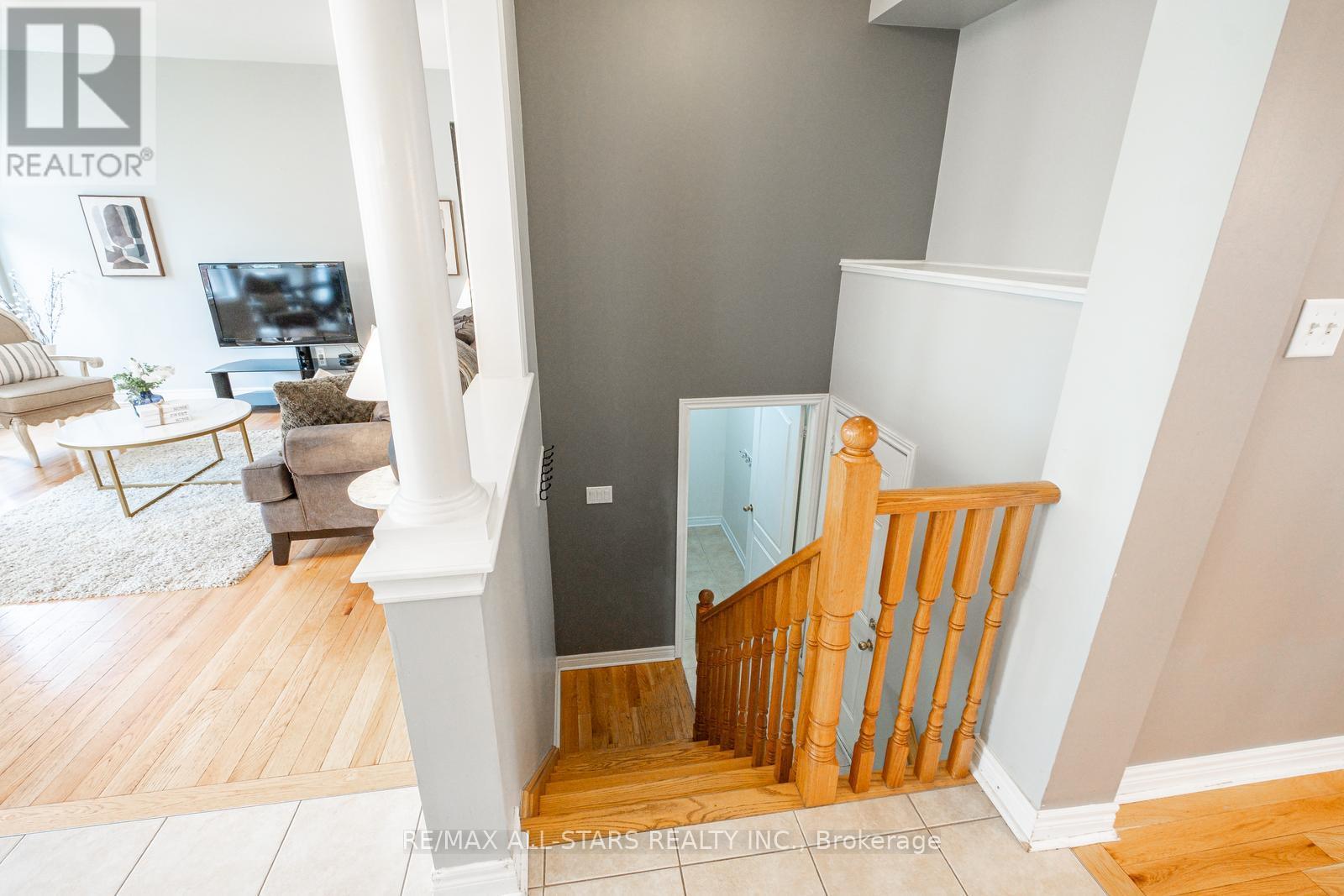43 Horsedreamer Lane, Whitchurch-Stouffville, Ontario  L4A 0G6 - Photo 39 - N12152507