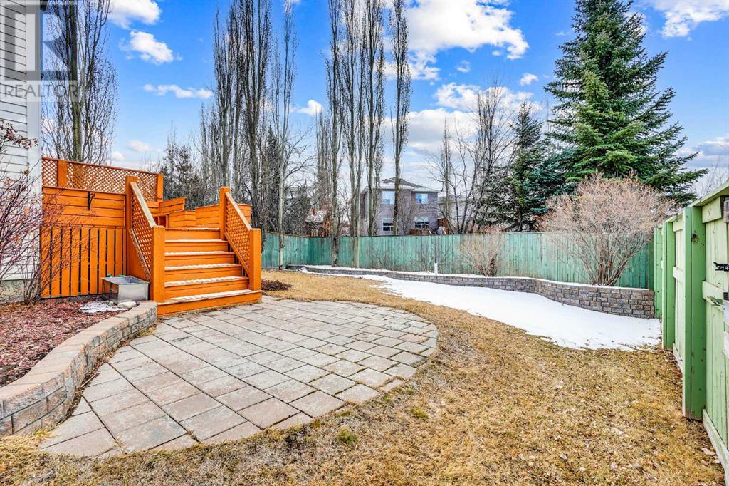 4 Westpoint Gardens Sw, Calgary, Alberta  T3H 4M7 - Photo 46 - A2202179