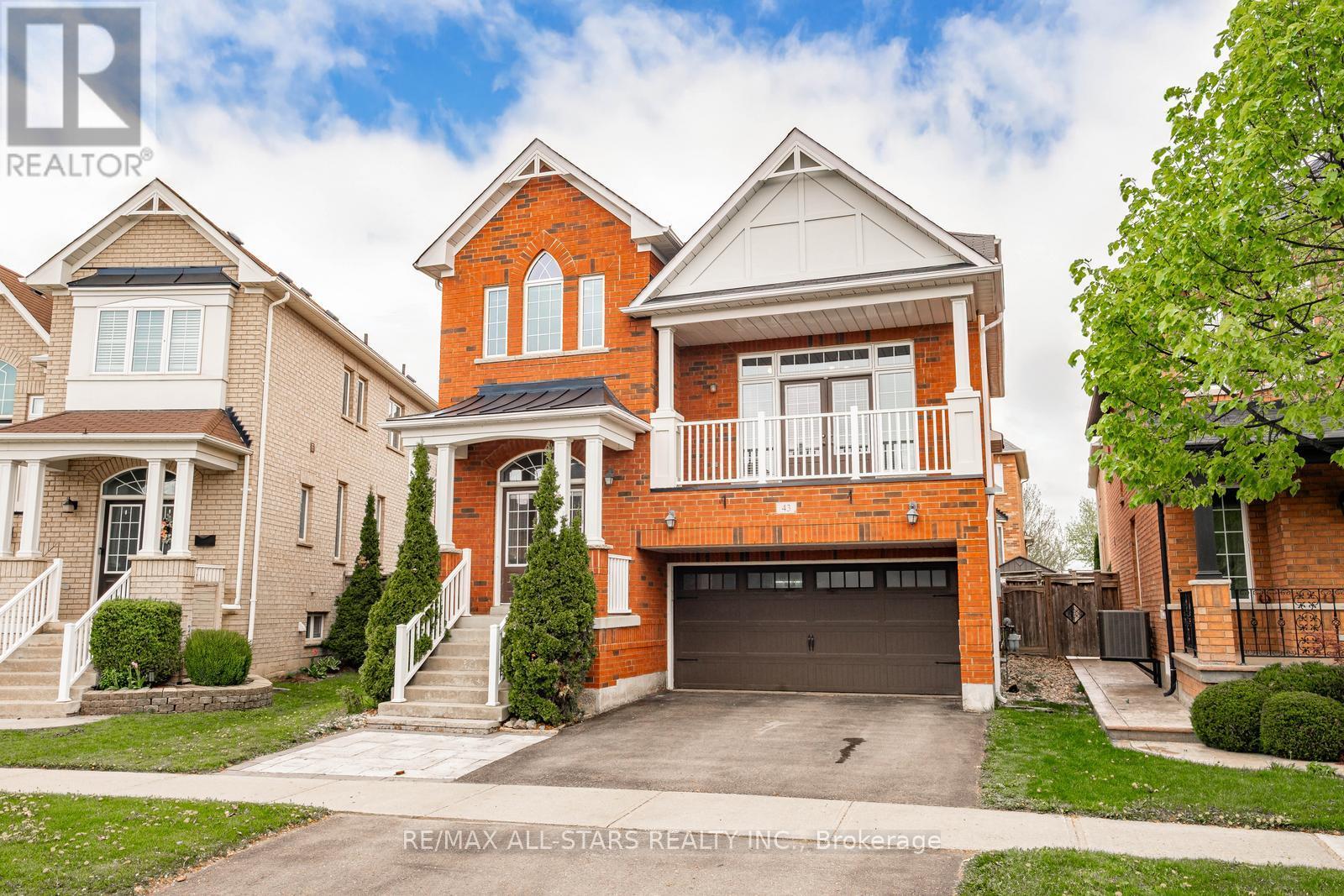 43 Horsedreamer Lane, Whitchurch-Stouffville, Ontario  L4A 0G6 - Photo 3 - N12152507