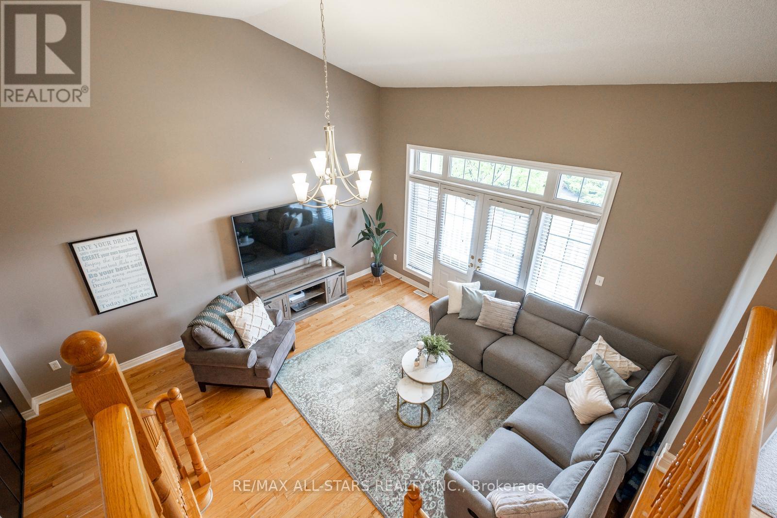 43 Horsedreamer Lane, Whitchurch-Stouffville, Ontario  L4A 0G6 - Photo 25 - N12152507