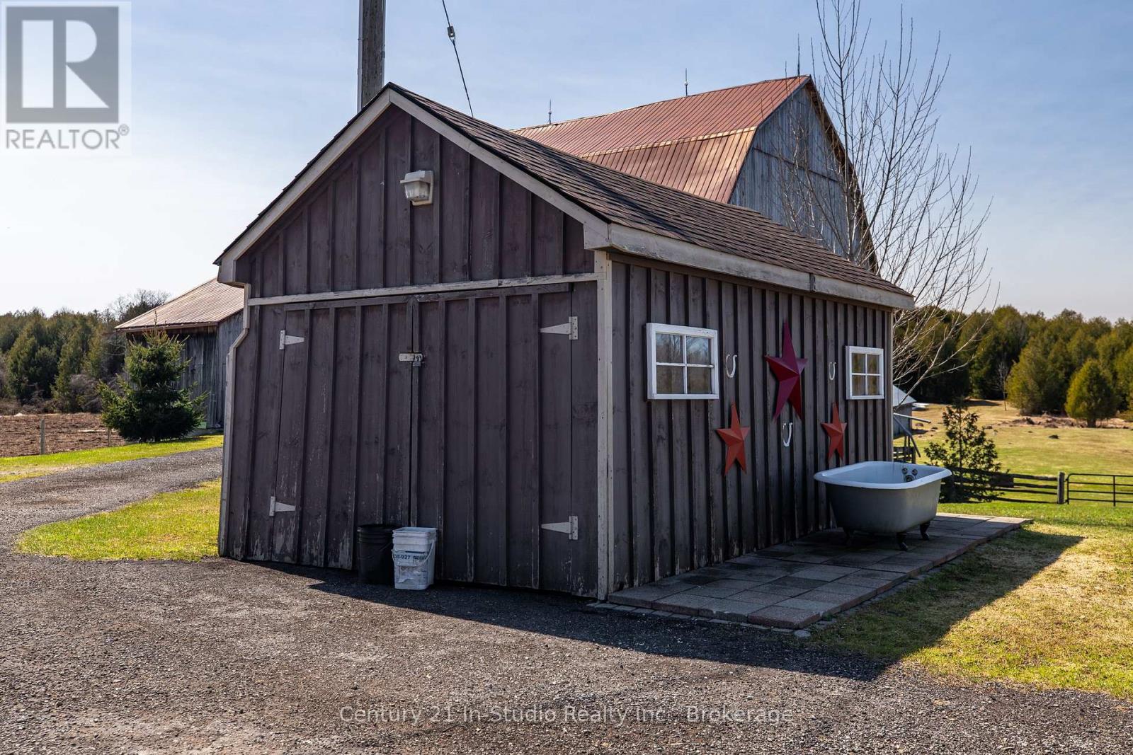 315860 Highway 6 Highway, Chatsworth, Ontario  N0H 2V0 - Photo 17 - X12052408