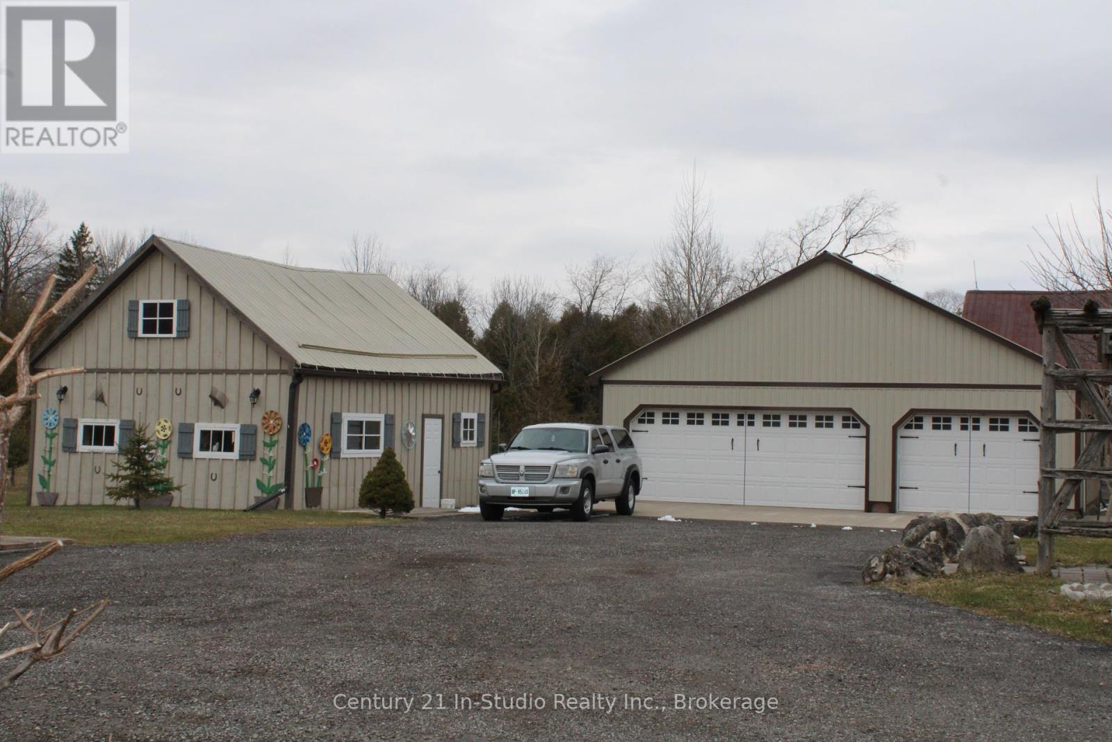 315860 Highway 6 Highway, Chatsworth, Ontario  N0H 2V0 - Photo 18 - X12052408