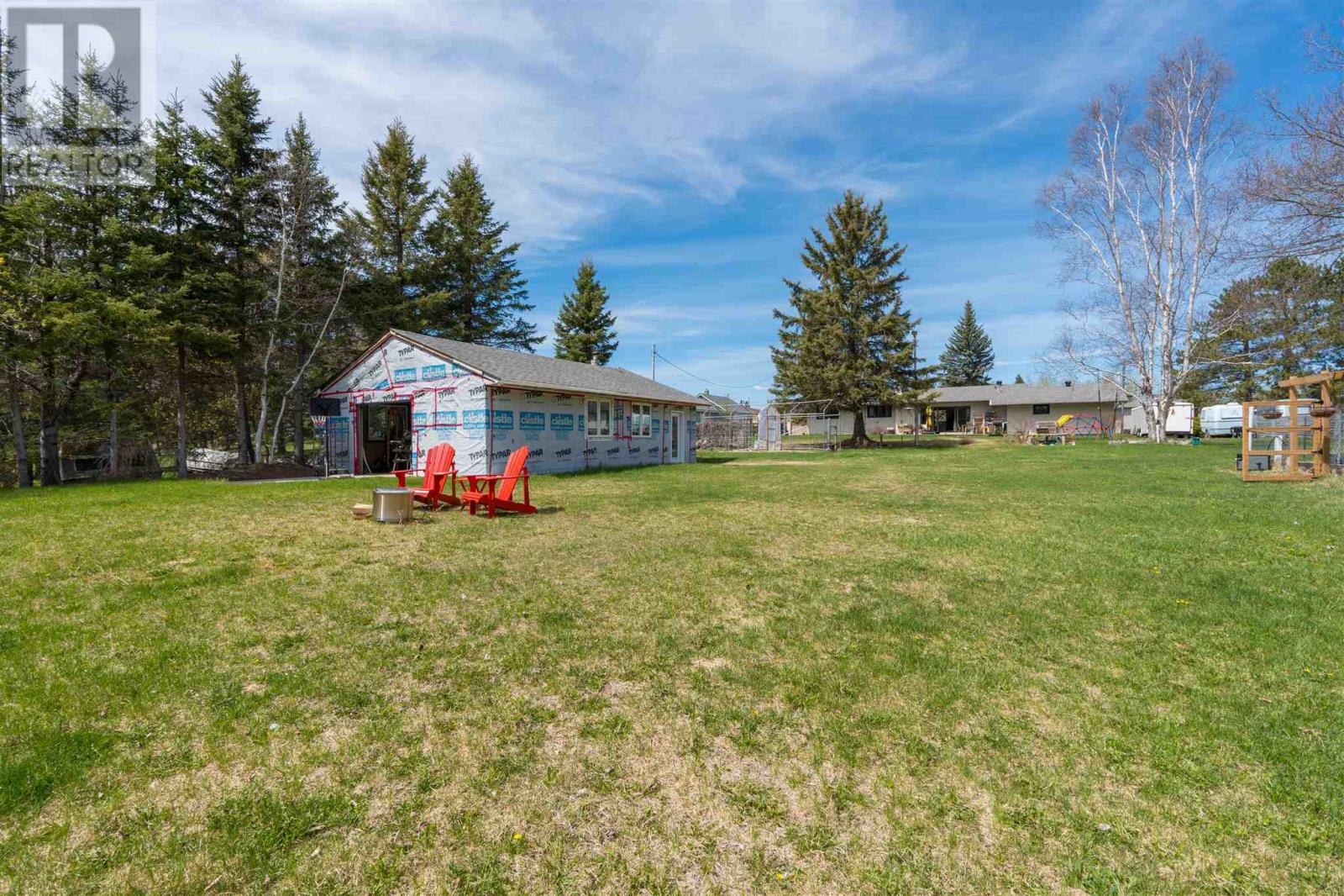 1315 Hutton Park Dr, Thunder Bay, Ontario  P7G 1J5 - Photo 43 - TB251309