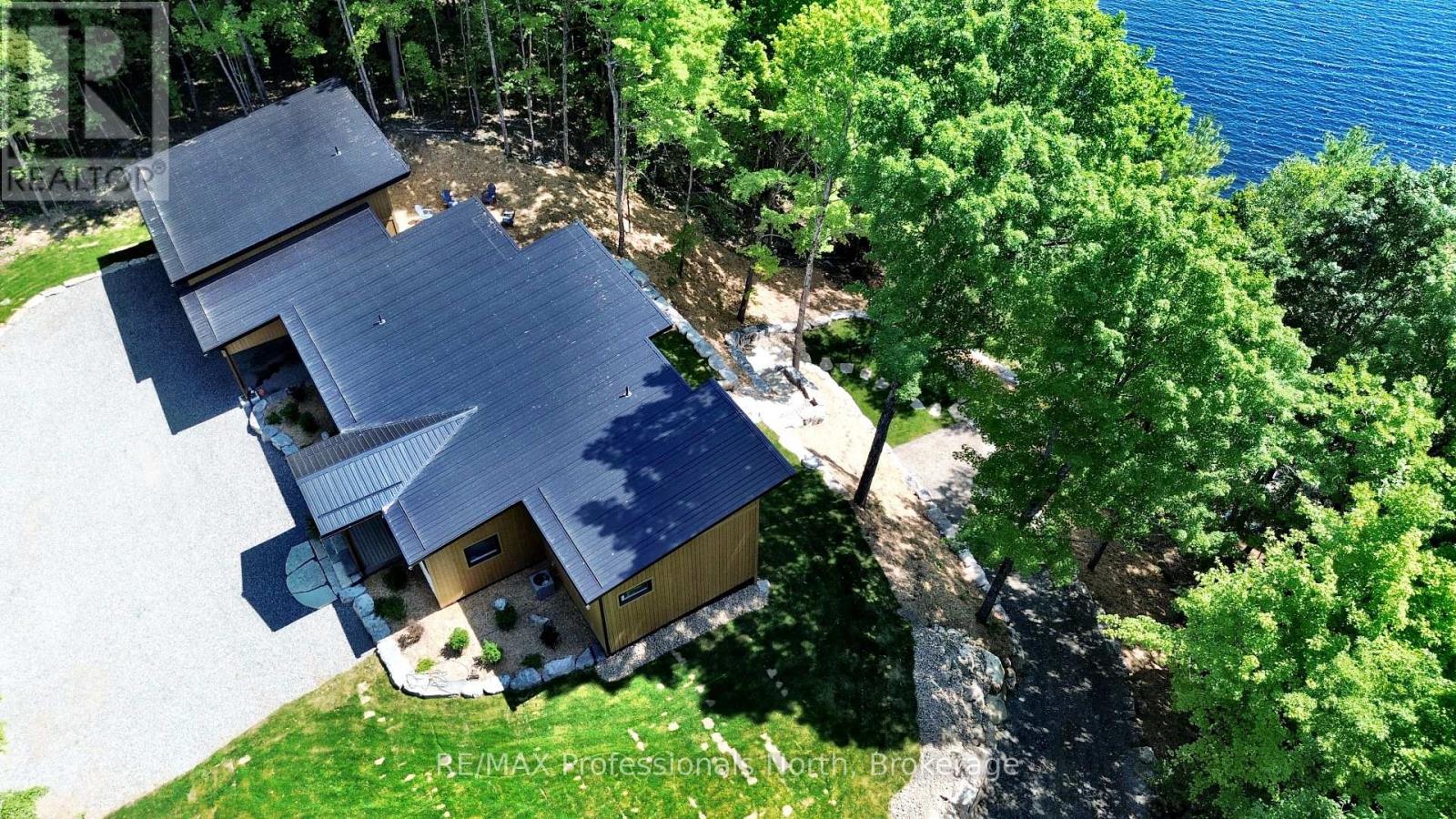 1041 Minaki Lane, Minden Hills (Minden), Ontario  K0M 2K0 - Photo 16 - X12168862