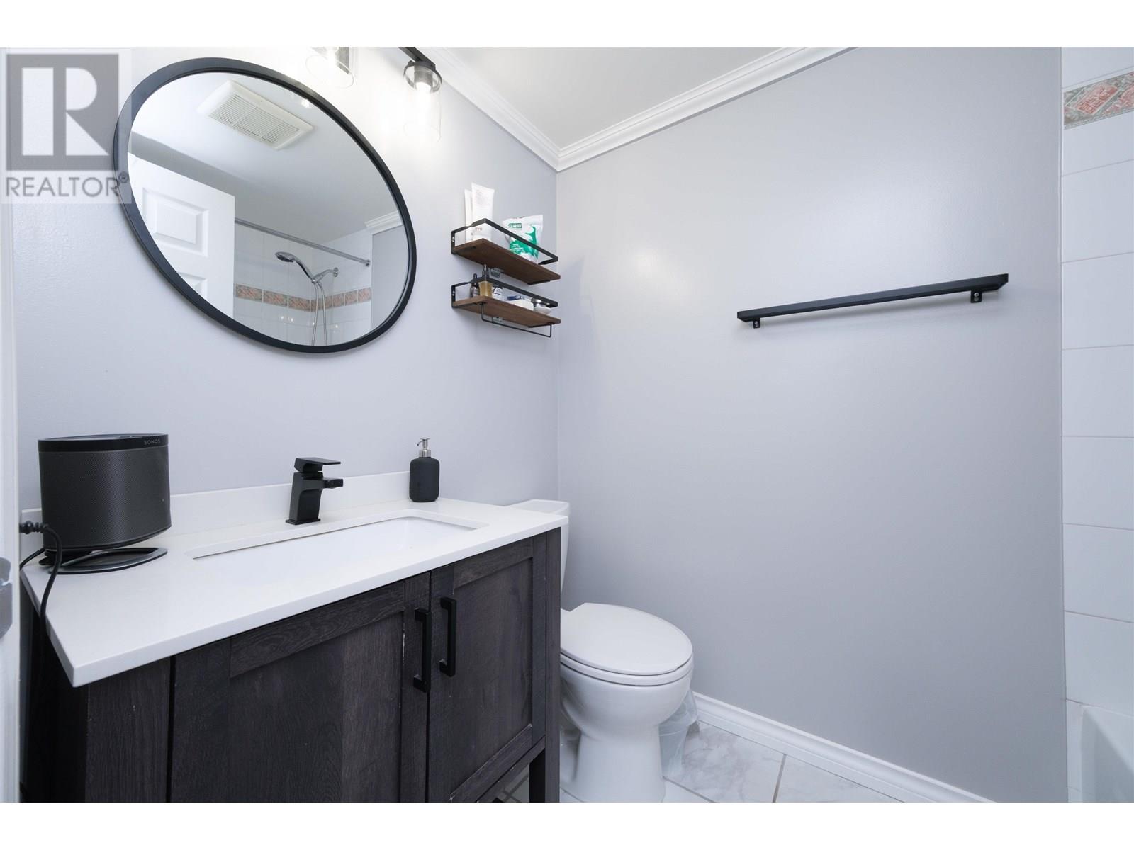 209 223 Mountain Highway, North Vancouver, British Columbia  V7J 3V3 - Photo 12 - R3006220