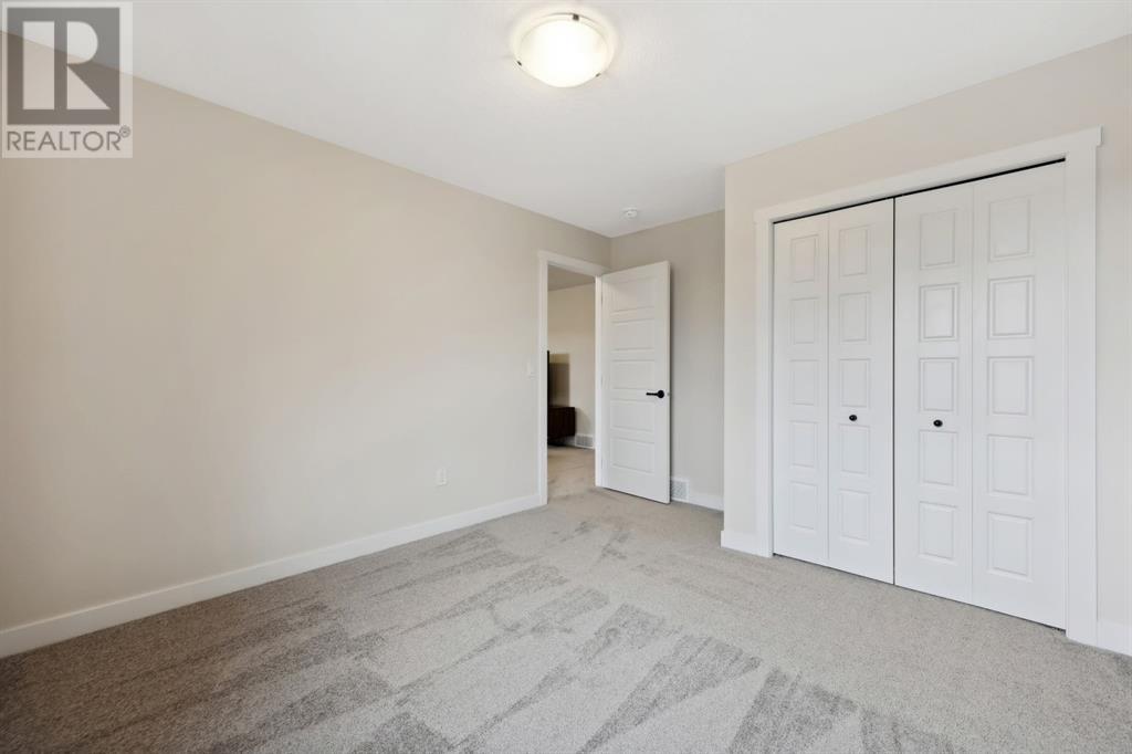 43 Versant View Sw, Calgary, Alberta  T0X 0X0 - Photo 37 - A2212095
