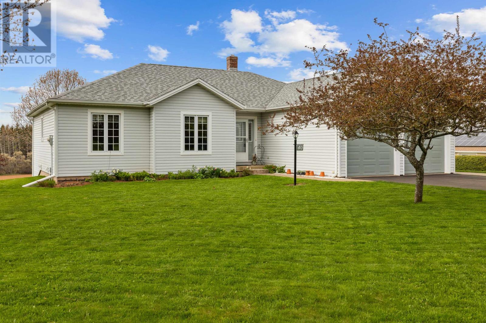 Property at 40 Donald Drive image 4