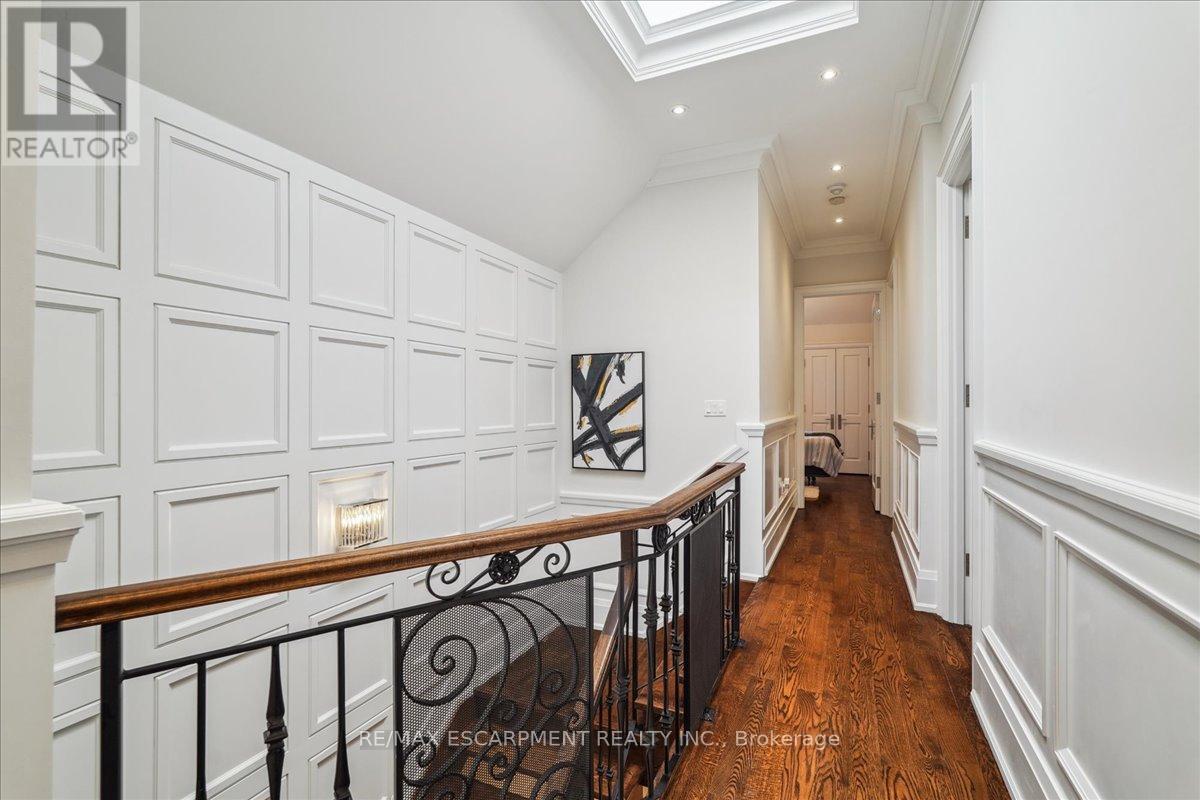 34 Joicey Boulevard, Toronto, Ontario  M5M 2S7 - Photo 22 - C12162039