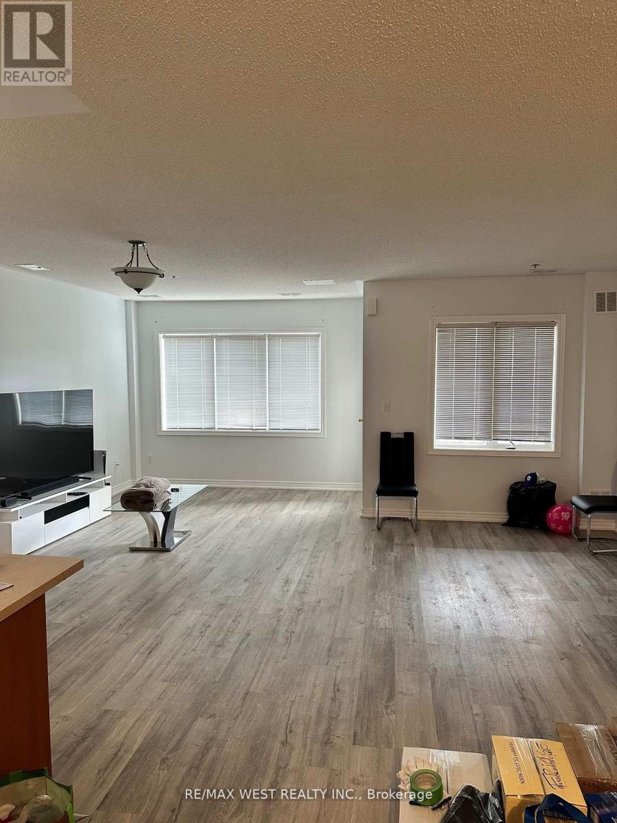 211 - 9441 JANE STREET, Vaughan, Ontario