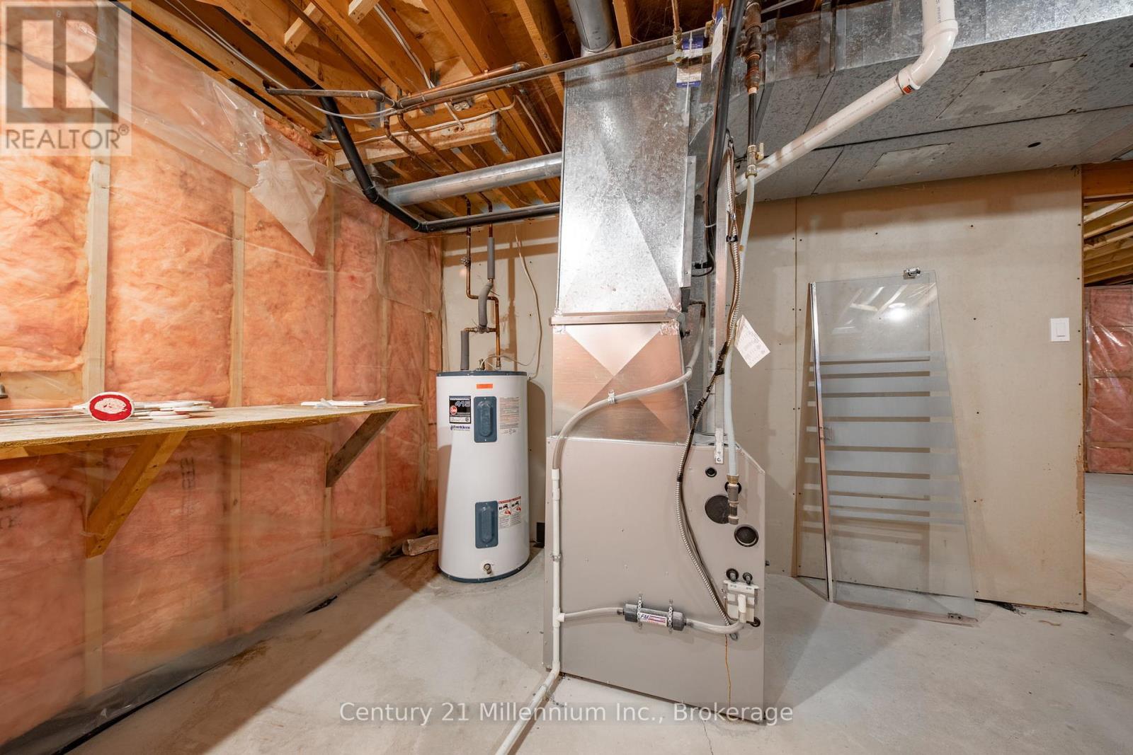 24 Elgin Street S, Blue Mountains, Ontario  N0H 2P0 - Photo 33 - X12168965