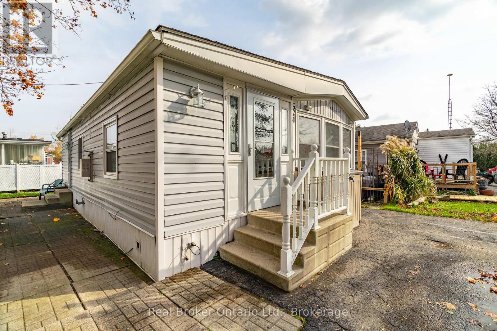 524 Poplar Place, Centre Wellington, Ontario  N0B 1J0 - Photo 7 - X12168966