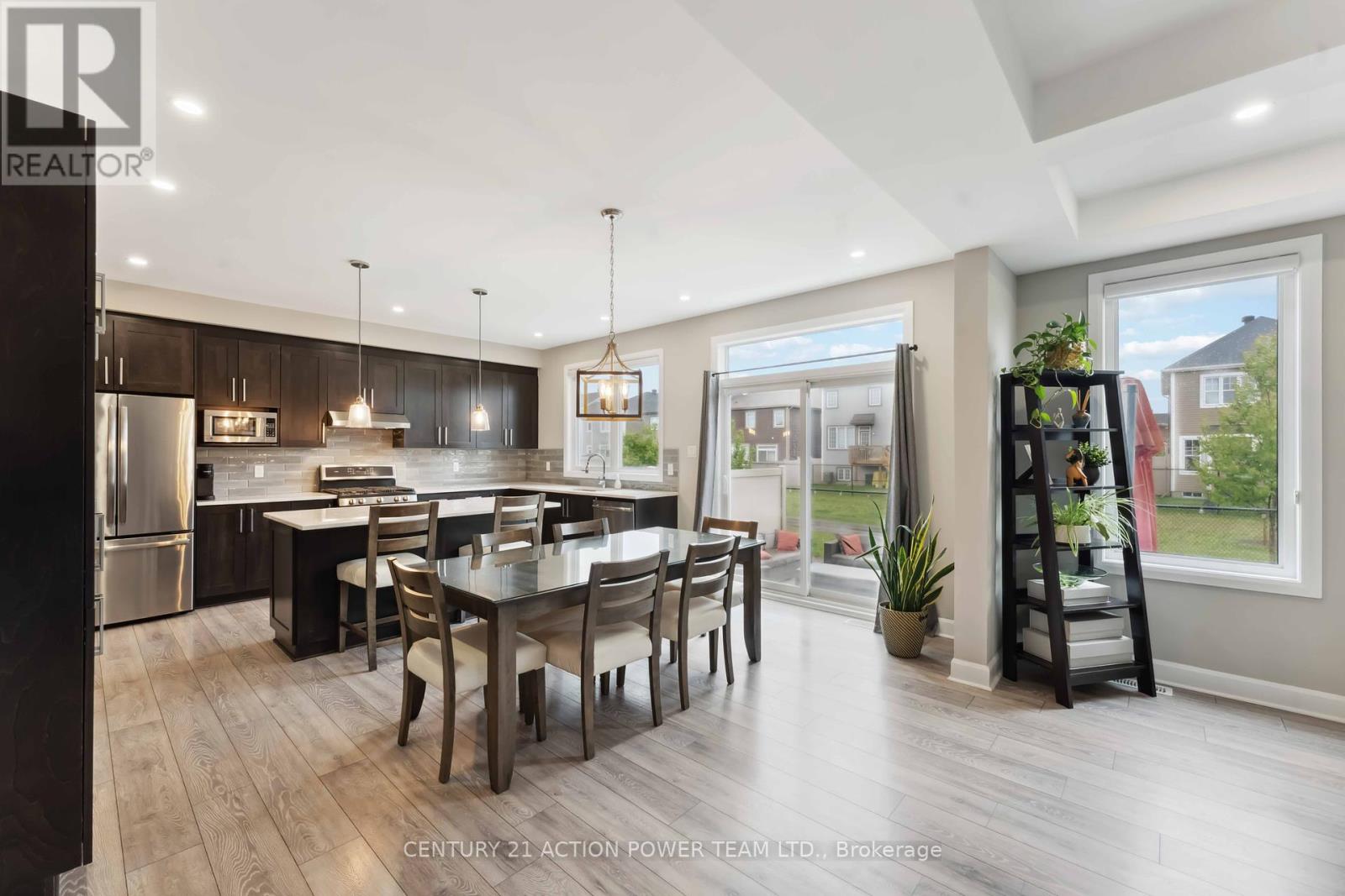 266 Esturgeon Street, Ottawa, Ontario  K4A 1G7 - Photo 11 - X12168984