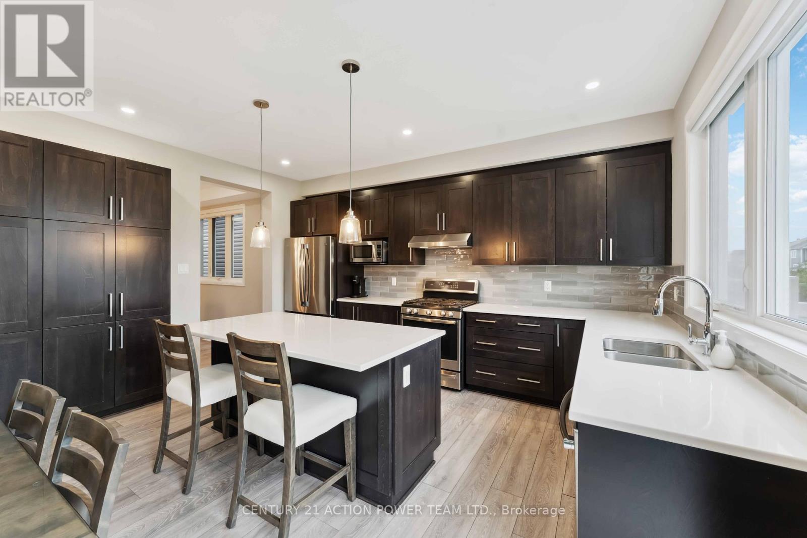 266 Esturgeon Street, Ottawa, Ontario  K4A 1G7 - Photo 15 - X12168984