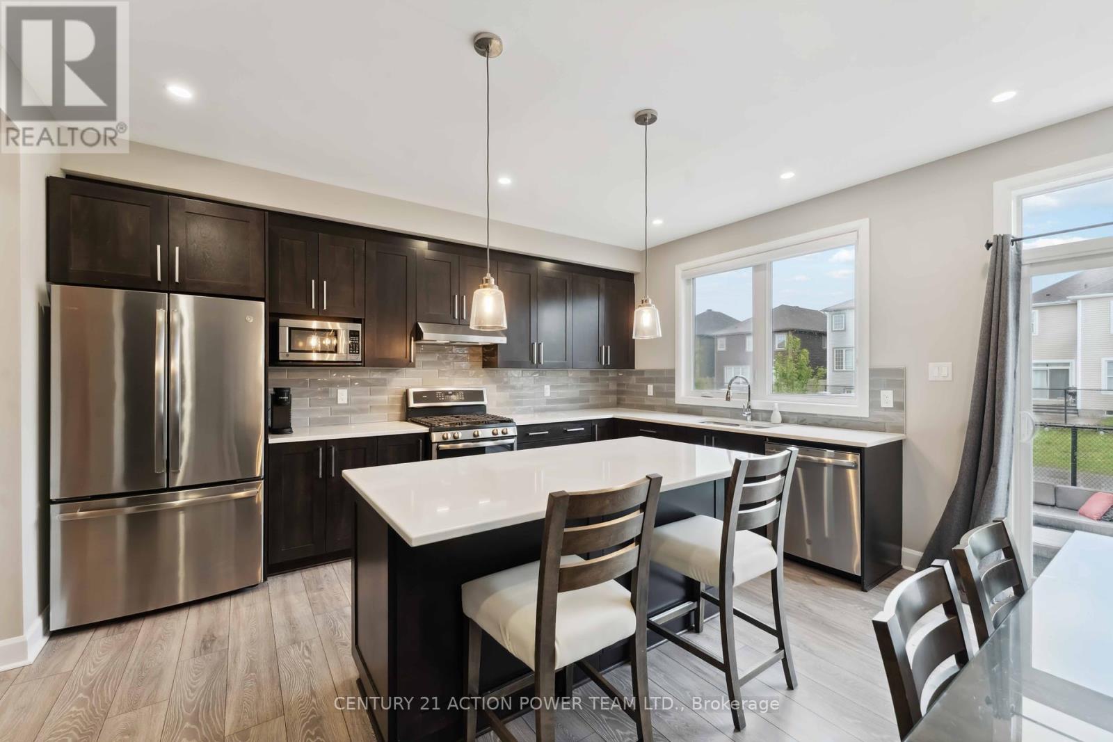 266 Esturgeon Street, Ottawa, Ontario  K4A 1G7 - Photo 16 - X12168984