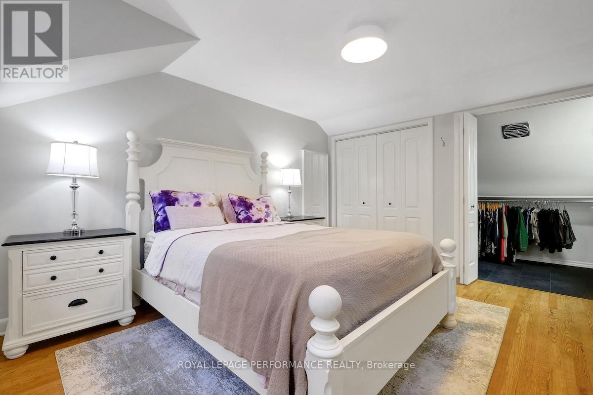 1207 Woodside Drive, Ottawa, Ontario  K2C 2G7 - Photo 24 - X12169035