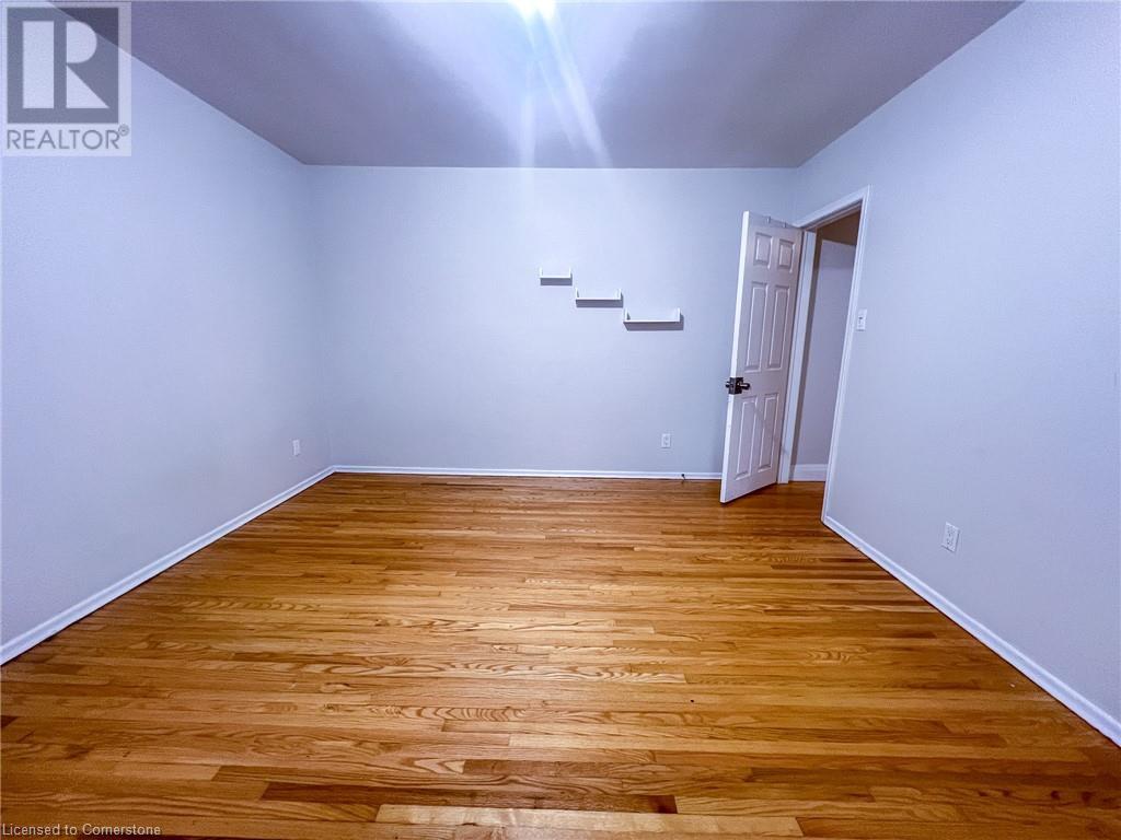 54 Austin Drive Unit# Upper, Waterloo, Ontario  N2L 3Y3 - Photo 18 - 40732902