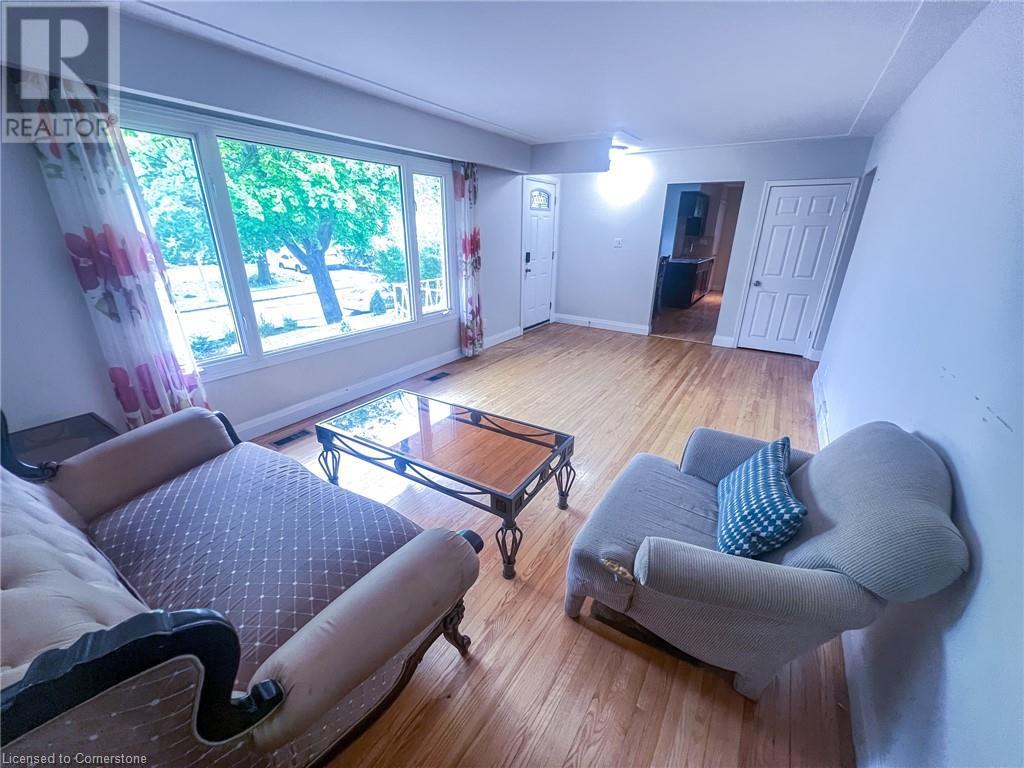 54 Austin Drive Unit# Upper, Waterloo, Ontario  N2L 3Y3 - Photo 5 - 40732902