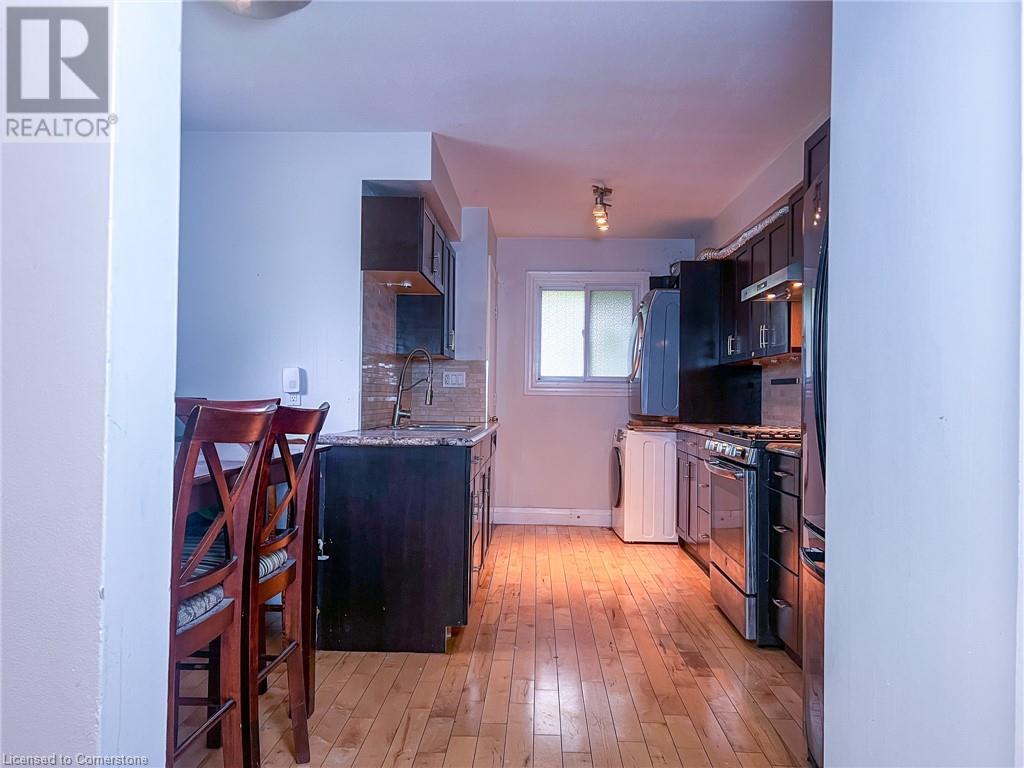 54 Austin Drive Unit# Upper, Waterloo, Ontario  N2L 3Y3 - Photo 6 - 40732902