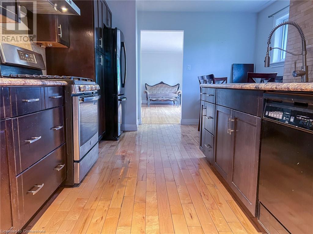 54 Austin Drive Unit# Upper, Waterloo, Ontario  N2L 3Y3 - Photo 7 - 40732902