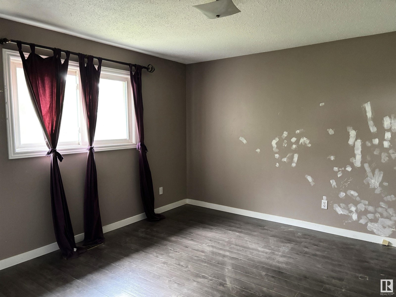 7115 12 Av Nw, Edmonton, Alberta  T6K 3H6 - Photo 9 - E4438107