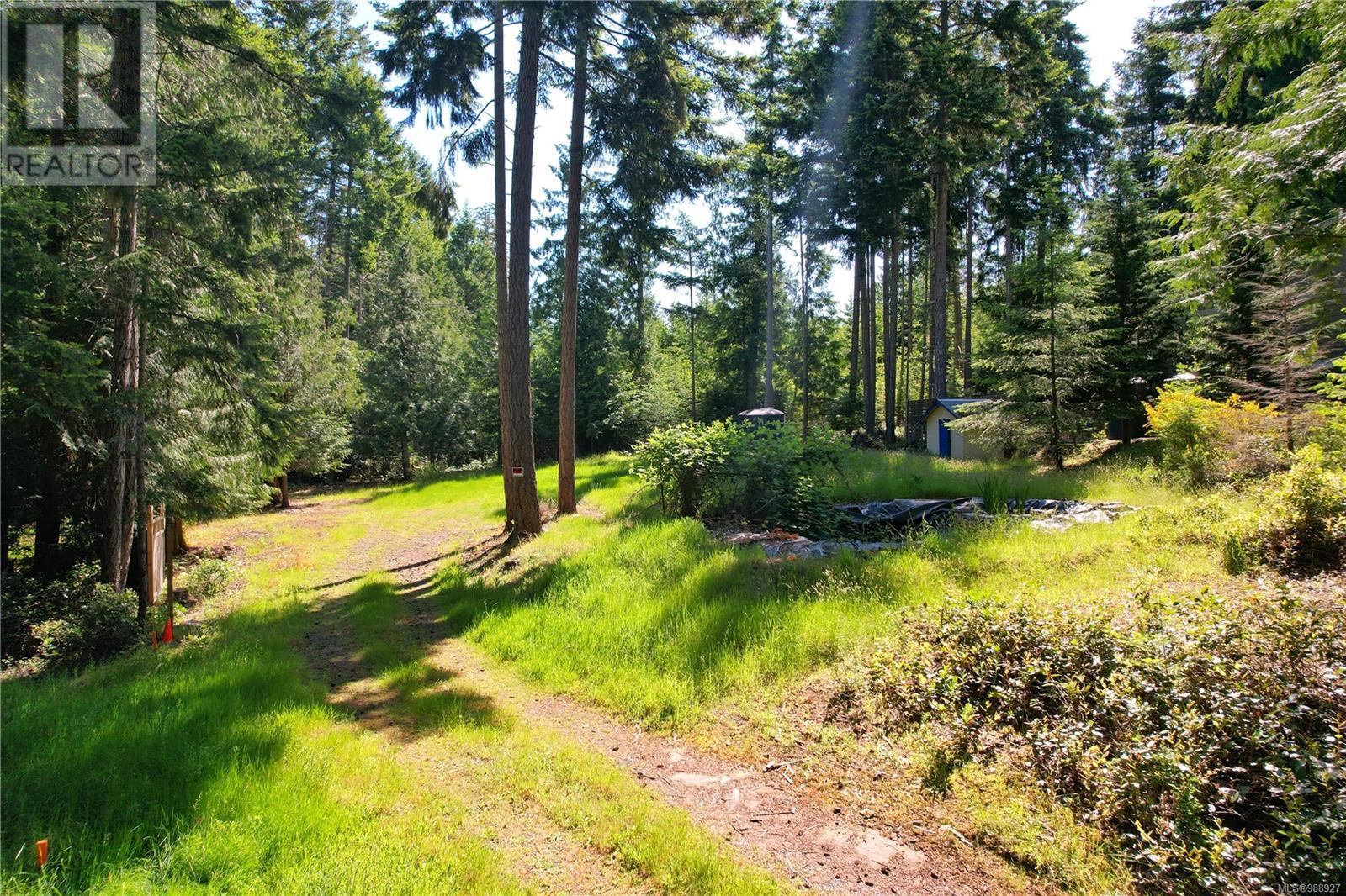 1108 Pat Burns Ave, Gabriola Island, British Columbia