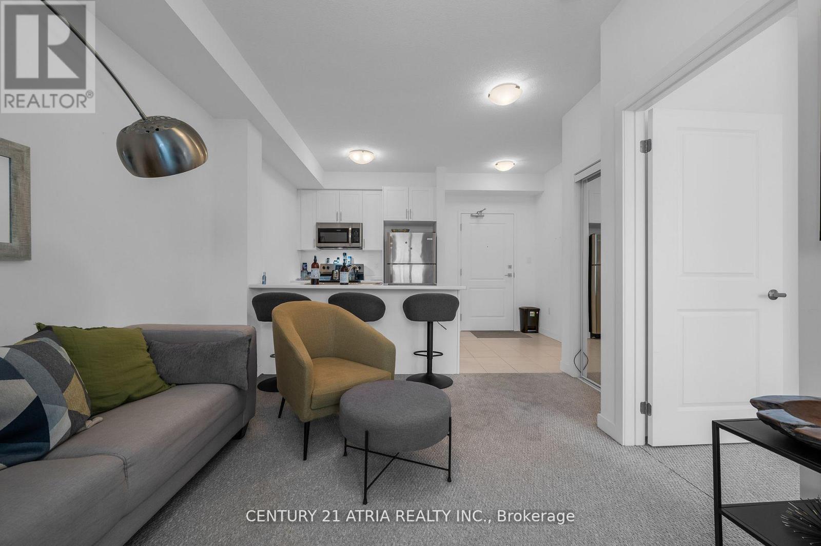 313 - 101 Shoreview Place, Hamilton (Stoney Creek), Ontario  L8E 0K2 - Photo 9 - X12158931