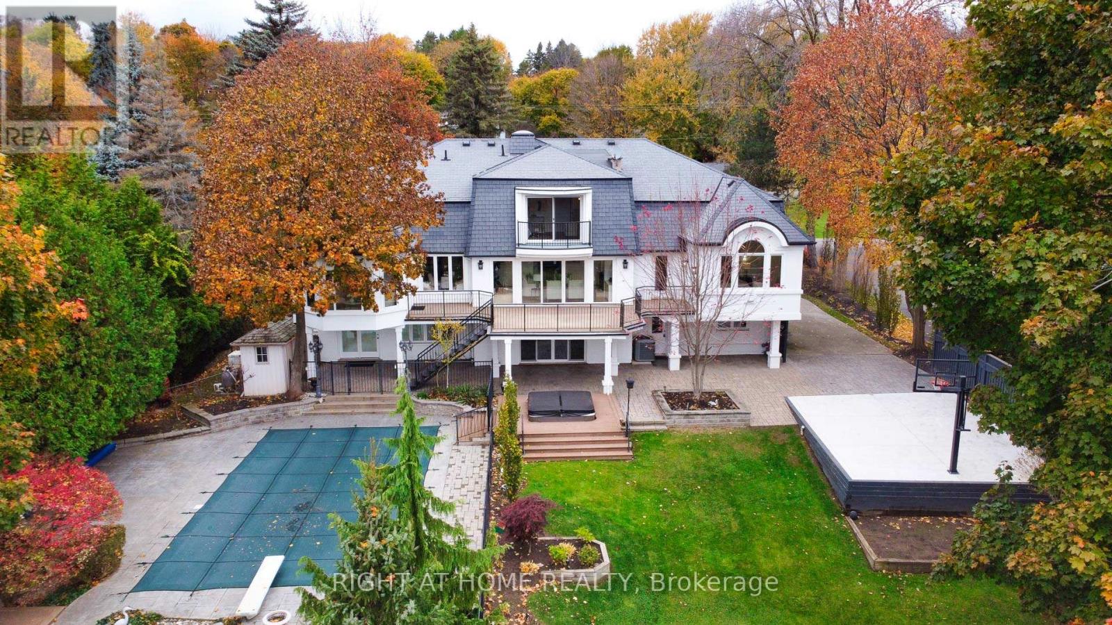 34 Maple Avenue, Hamilton, Ontario  L9H 4W4 - Photo 39 - X12161915